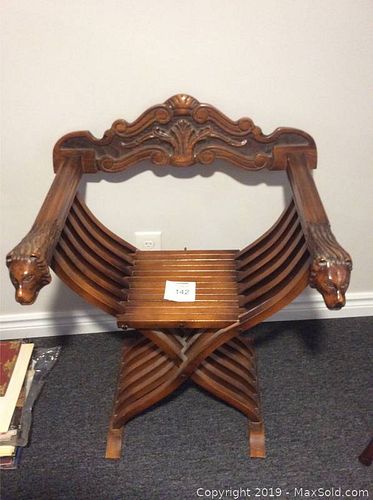 Lot #0142 (1 of 8)