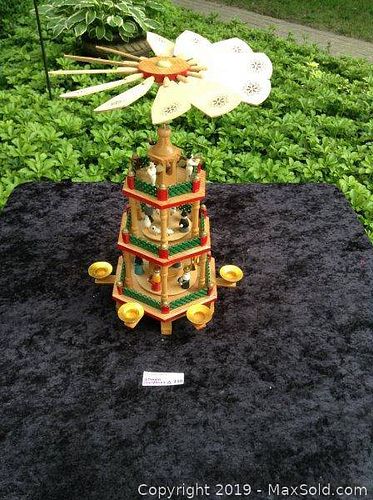 Lot #0110 (1 of 5)