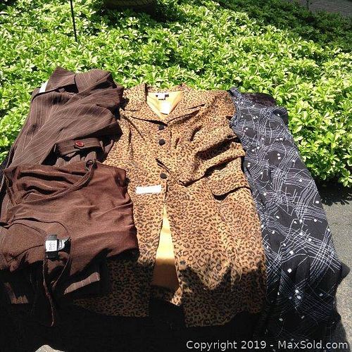 Lot #0090 (1 of 9)