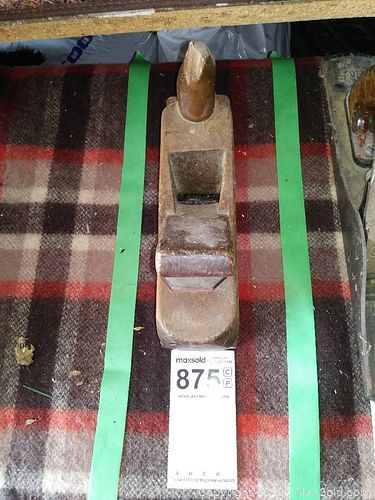Lot #0875 (1 of 5)