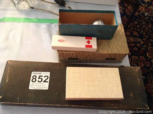 Lot #0852 (1 of 15)
