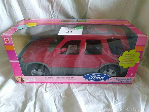 Lot #0021 (1 of 3)