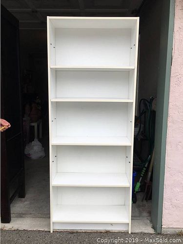 Lot #0012 (1 of 3)