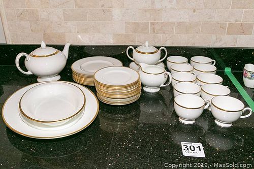 Lot #0301 (1 of 10)
