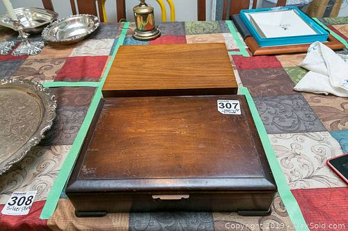 Lot #0307 (1 of 13)
