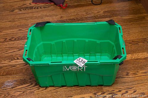 Lot #0339 (1 of 5)