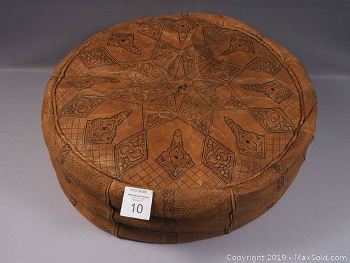 Lot #0010 (1 of 4)
