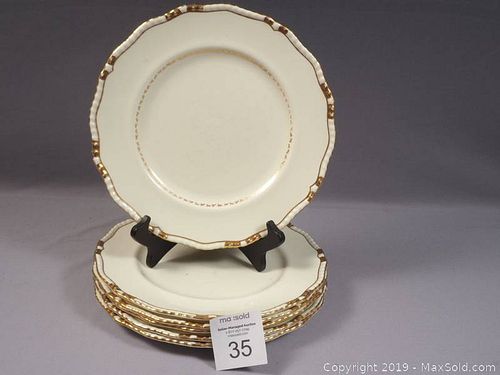 Lot #0035 (1 of 4)