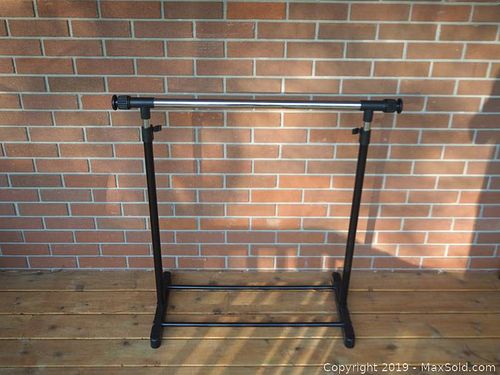 Lot #0114 (1 of 5)