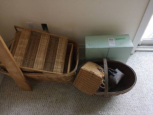 Lot #0182 (1 of 5)