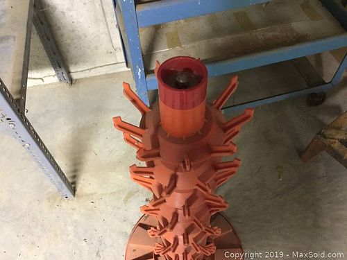 Lot #0278 (1 of 9)