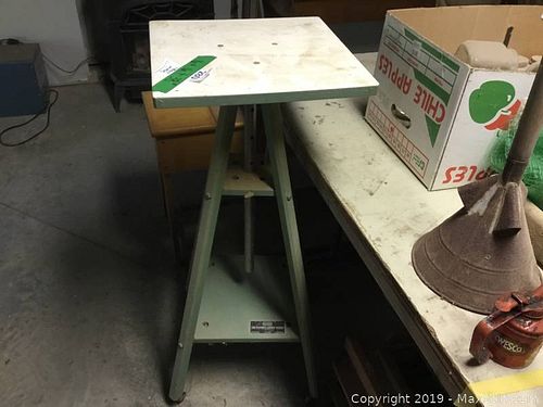 Lot #0280 (1 of 4)
