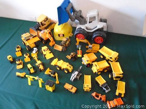 Lot #0045 (1 of 4)