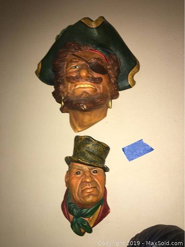 Lot #0383 (1 of 10)