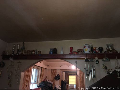 Lot #0386 (1 of 13)