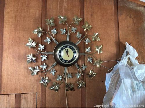Lot #0405 (1 of 5)