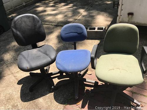 Lot #0590 (1 of 6)