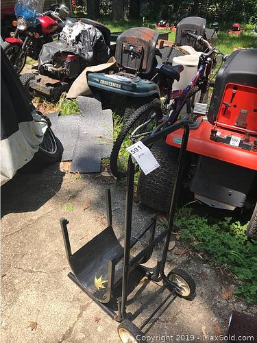 Lot #0591 (1 of 4)