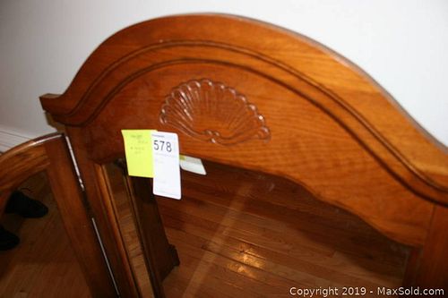Lot #0578 (1 of 4)