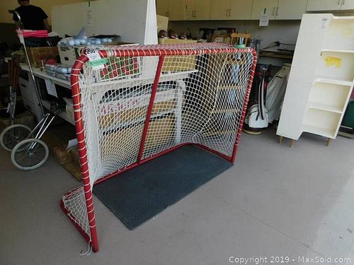 Lot #0250 (1 of 6)
