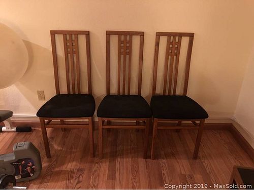 Lot #0032 (1 of 7)