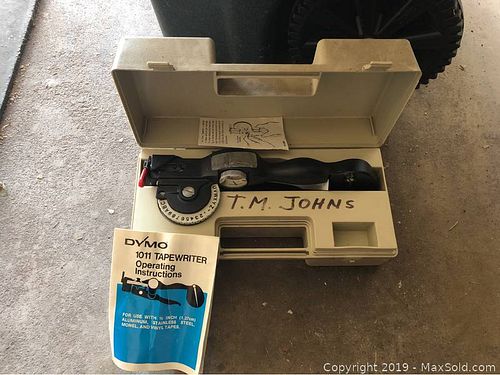 Lot #0049 (1 of 3)