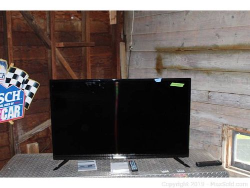 Lot #0937 (1 of 10)