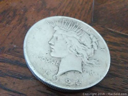 Lot #0004 (1 of 4)