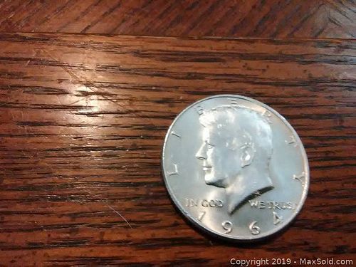 Lot #0006 (1 of 3)