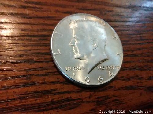 Lot #0007 (1 of 3)
