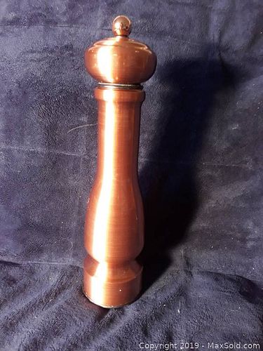 Lot #0066 (1 of 5)
