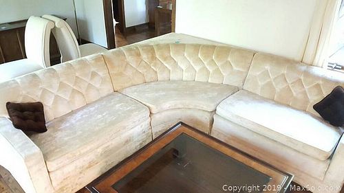 Lot #0028 (1 of 14)