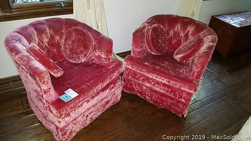 Lot #0033 (1 of 10)