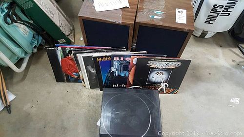 Lot #0098 (1 of 16)