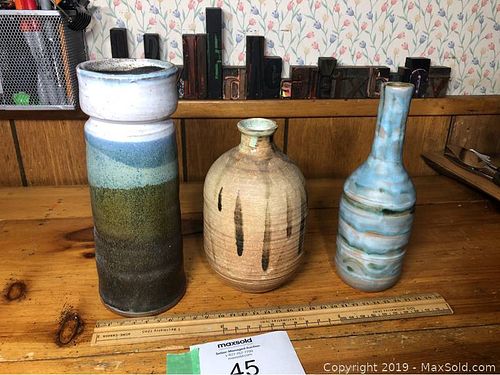Lot #0045 (1 of 10)