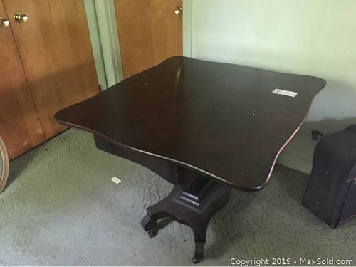 Lot #0079 (1 of 18)