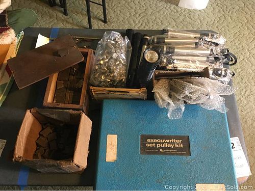 Lot #0092 (1 of 13)