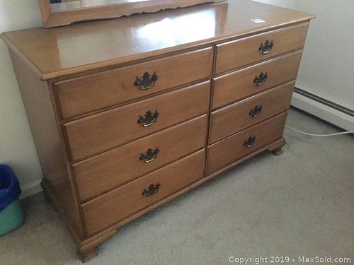 Lot #0450 (1 of 9)