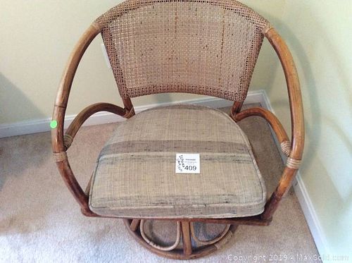 Lot #0409 (1 of 2)