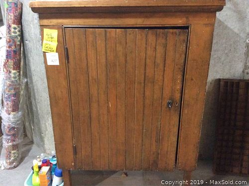 Lot #0427 (1 of 7)