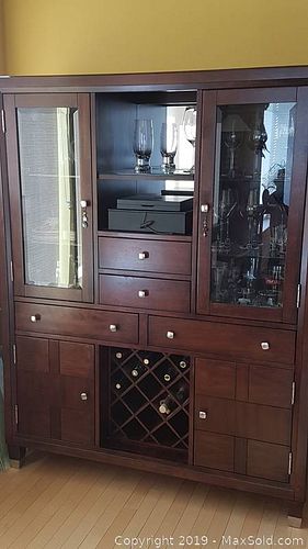Lot #0001 (1 of 2)