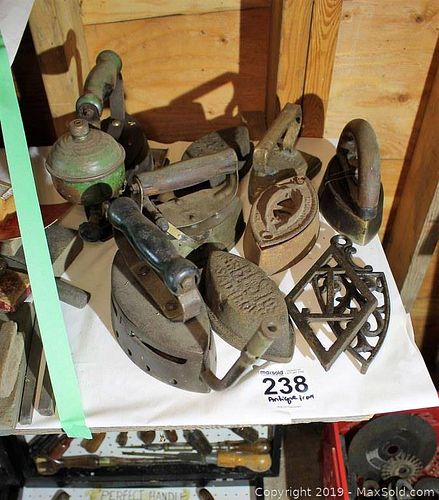 Lot #0238 (1 of 13)