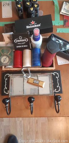 Lot #0279 (1 of 7)