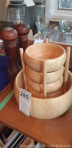 Lot #0285 (1 of 10)