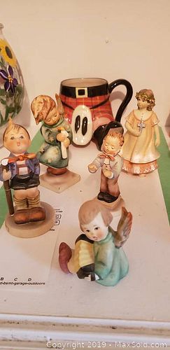 Lot #0327 (1 of 13)