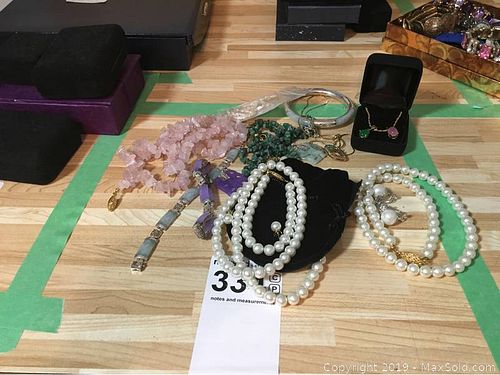 Lot #0334 (1 of 16)