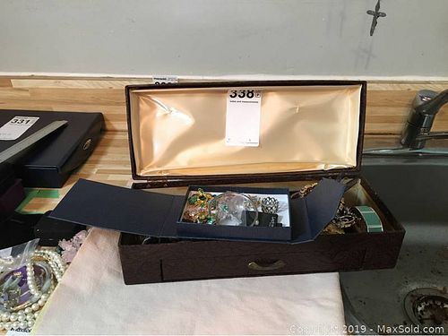 Lot #0338 (1 of 11)