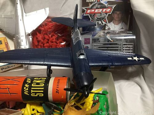 Lot #0012 (1 of 5)