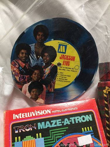 Lot #0015 (1 of 6)