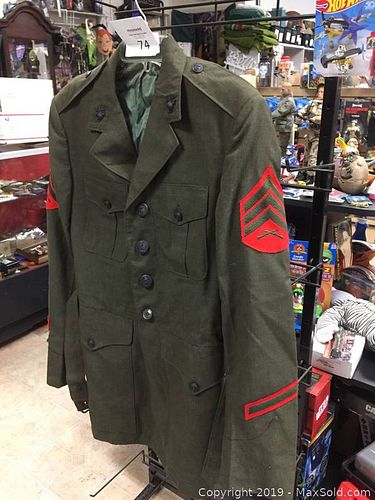 Lot #0074 (1 of 5)